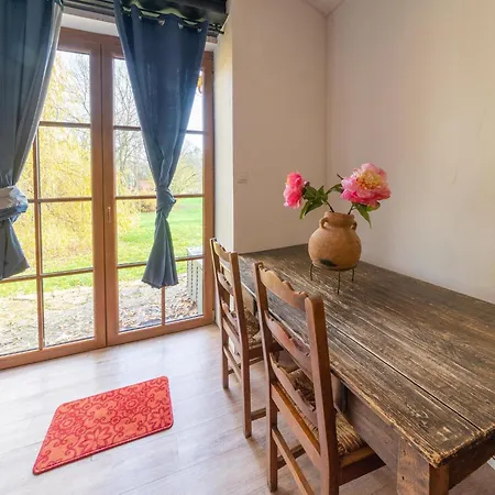 Rustic Bohon Family Retreat 別荘 *