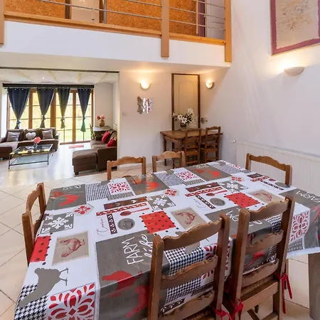 Rustic Bohon Family Retreat *